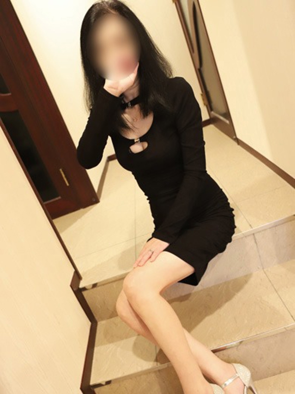 なつな  (即セクシーライン奥様)