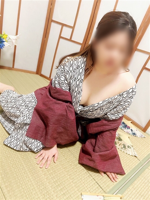 凪咲  (濃厚な癒しの先に)