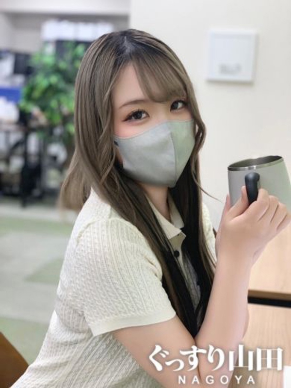 ひなみ  (ときめき誘う癒し魔性)