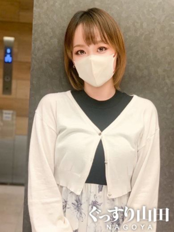 さく  (優雅に咲く１輪の薔薇)