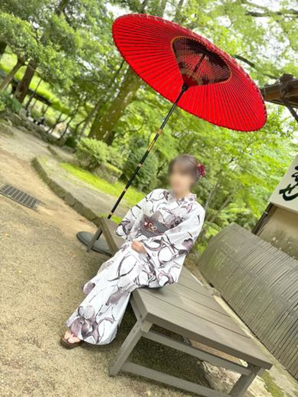 一ノ瀬  (淫乱人気奥様！！)