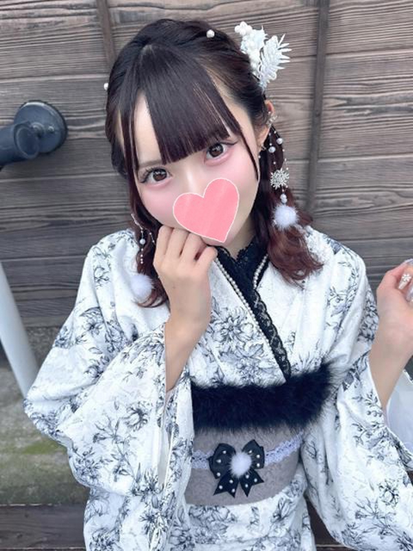 みう  (バックでイキまくり♡)