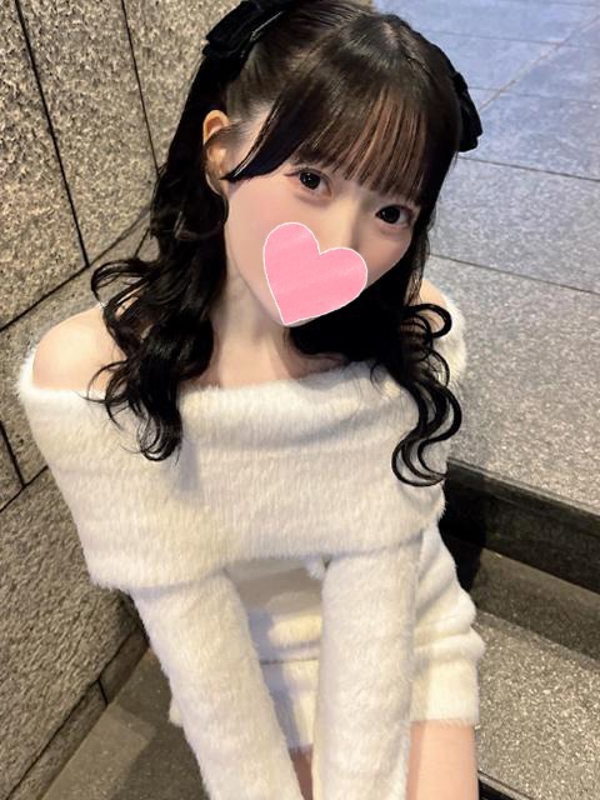 ゆりな  (レ〇プ願望素人学生)