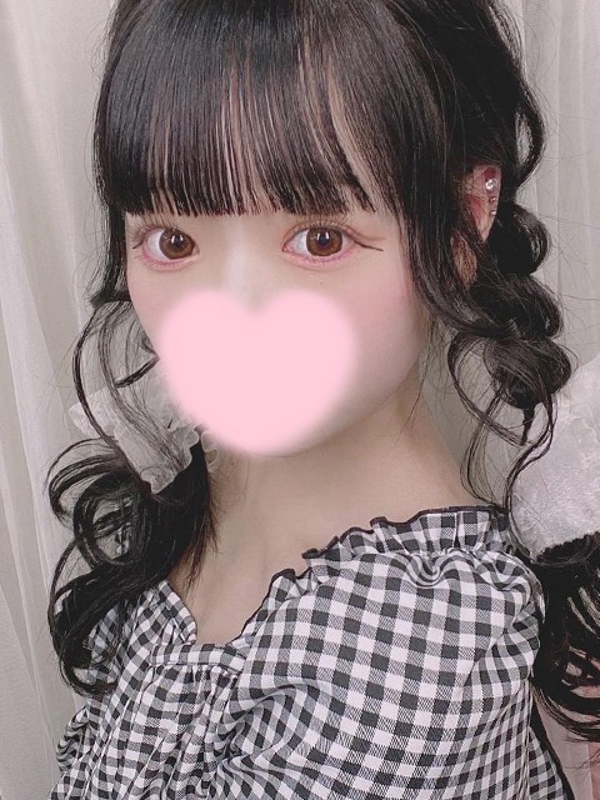 さやか  (18歳黒髪ヤリマン)