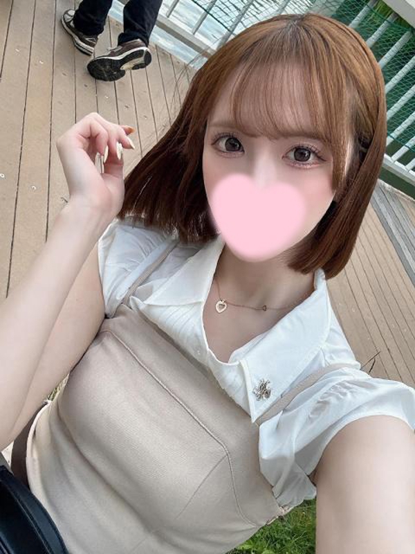 しえな  (爆乳素人ヤリマン♡)