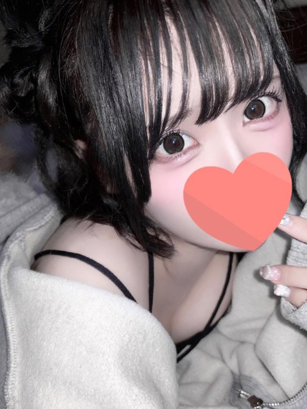 いちか  (清楚な潮吹きヤリマン)