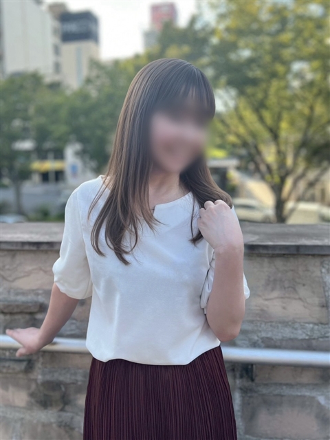 結月  (甘い時間をお約束)