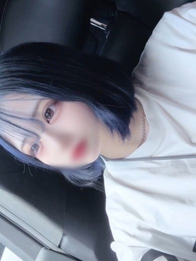 りり 【竹】  (完璧で究極の変態娘💘)