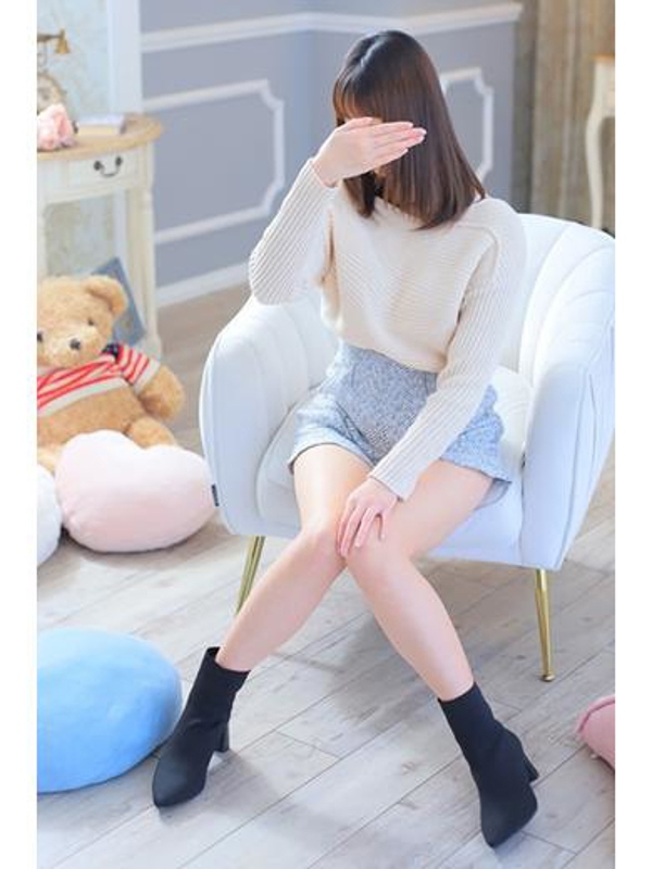 サナ【9月Model神宮店】