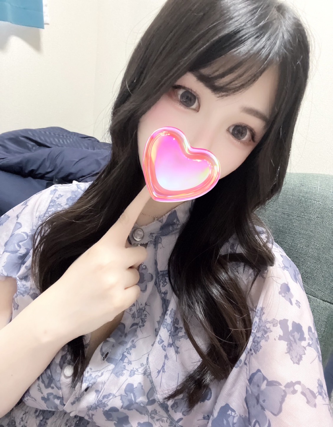 りりす  (G乳エッチ度１００％)