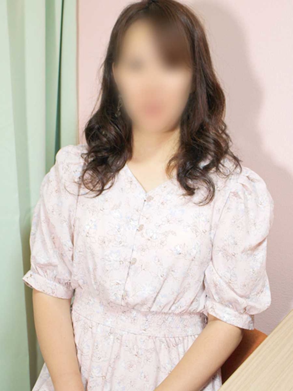 朝倉もえ  (夫しか知らない純情派)