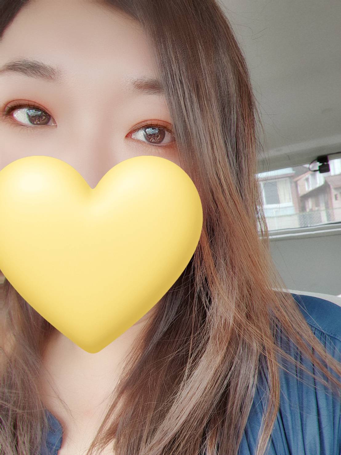 まなみ  (モデル系奥様は・・・)