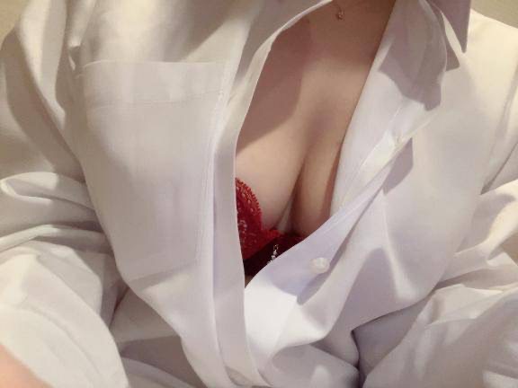 なな  (スタイル抜群‼)