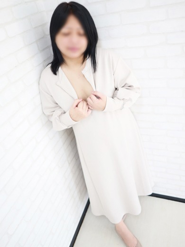 えりな  (即九州美女)