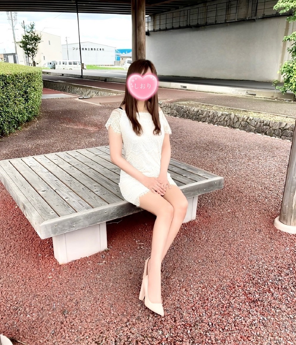しおり（最高の時間がここに！ｽﾀｲﾙモデル級！超極秘♪）  (9/23体験入店♪♪♪)