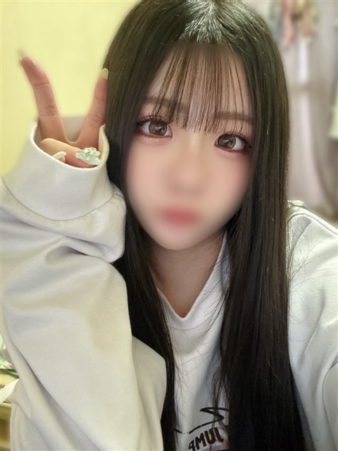 楓ふうか  (60分11千円)