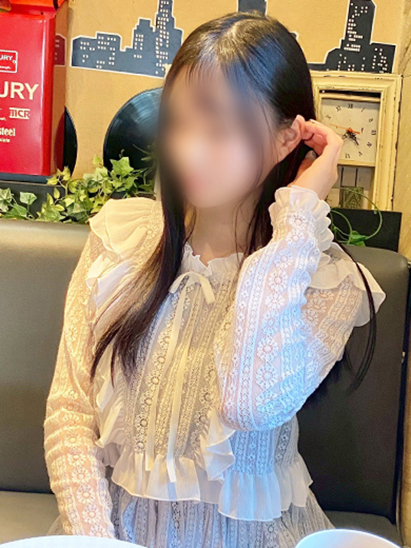 みれい【天使な笑顔がキュンです】