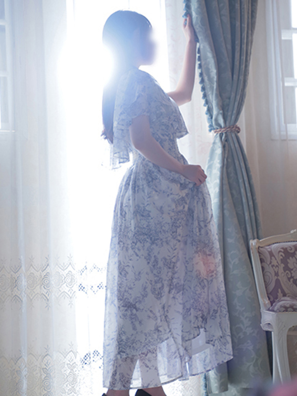 みれい【天使な笑顔がキュンです】