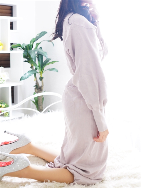 水川 奈々  (真っ白な心)