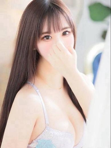 こまち  (笑顔がキュートな若妻)