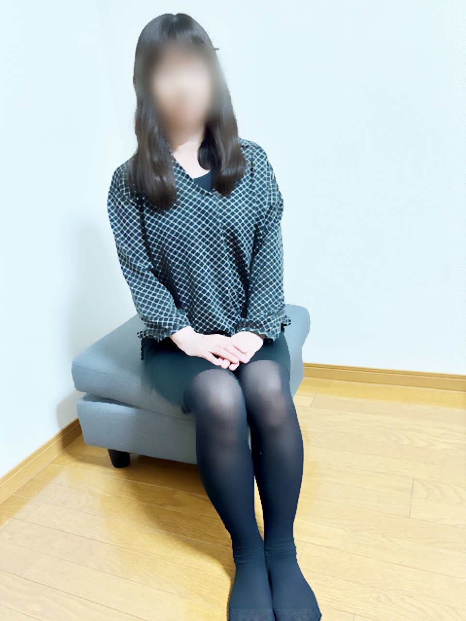 小島 ゆうき  (53歳)
