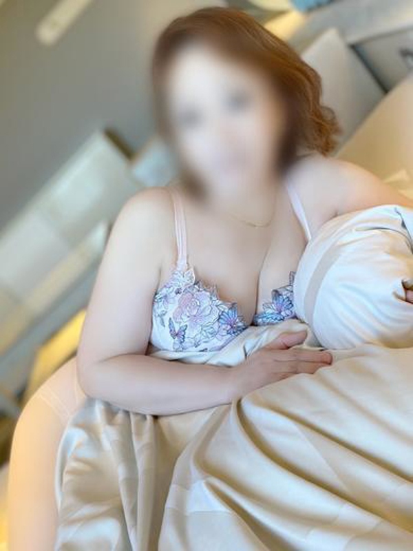 福留  (お色気サービス！！)