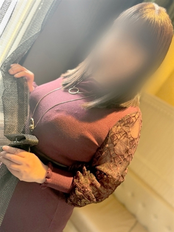 遠山  (自慢の巨乳を堪能♡)