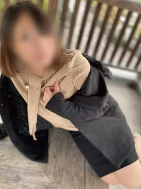 遠藤  (感じまくりのドМ妻)