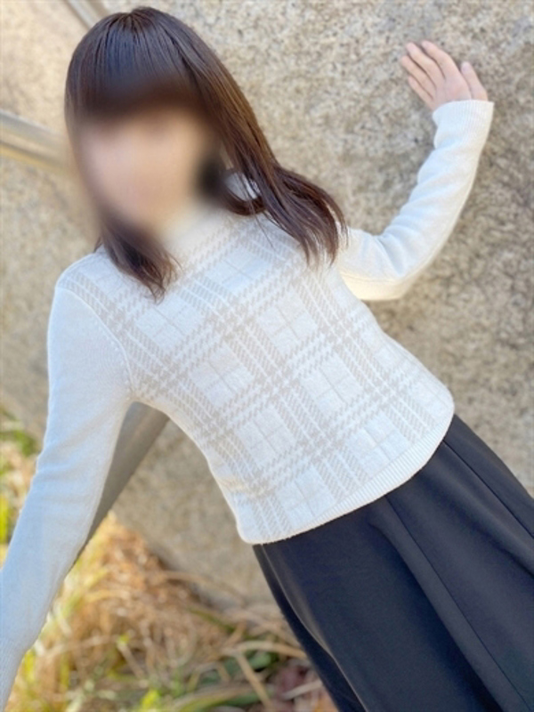 鳴宮  (妖艶な姿をあなたに)