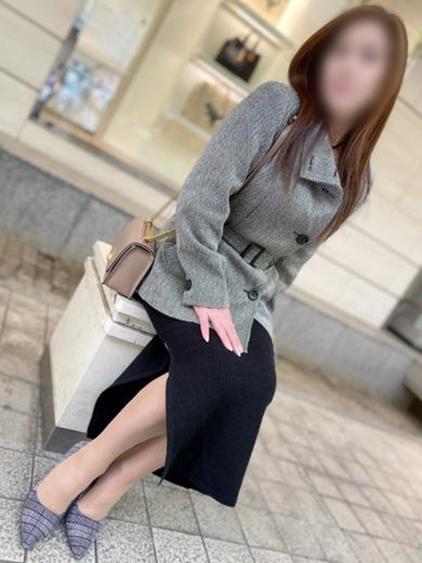 藤嶋(スレンダー美人×逆夜這い)  (美人x温厚=最高かよ!?)