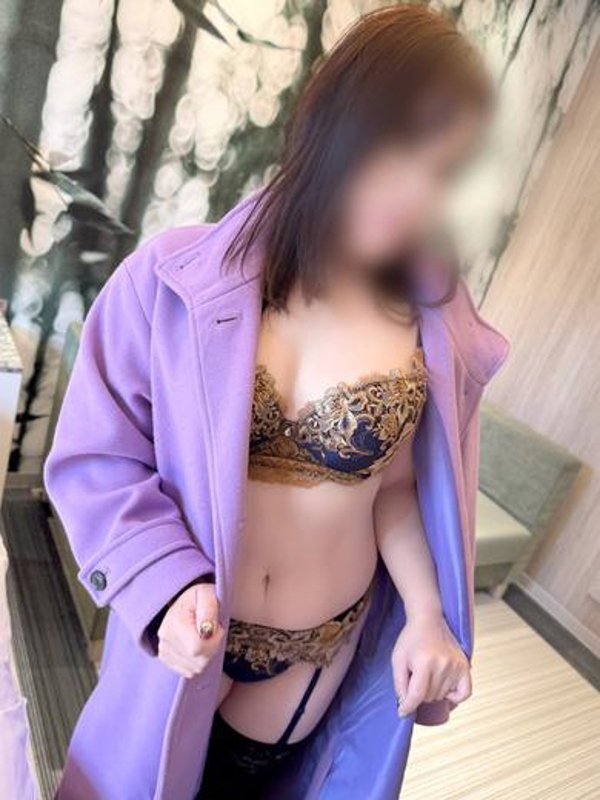 小林  (現役OL美人奥様入店！)