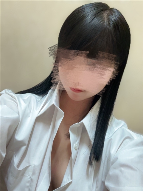 るる  (素直なド素人娘♡)