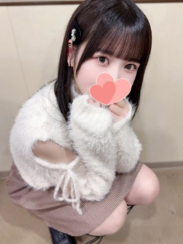 えり  (性欲爆発ヤリマン美女)