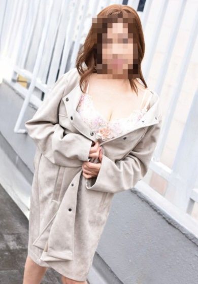 さら  (生ダラ極上美人妻)
