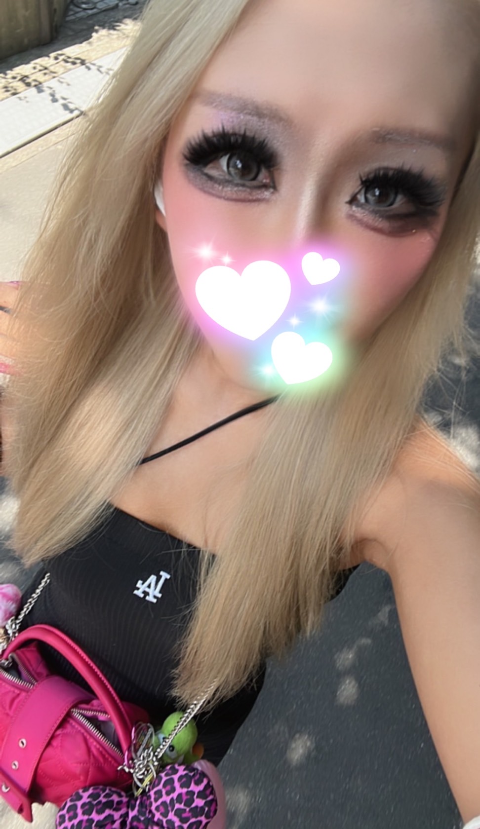 ゆずき  (Ｇカップ黒ギャル)