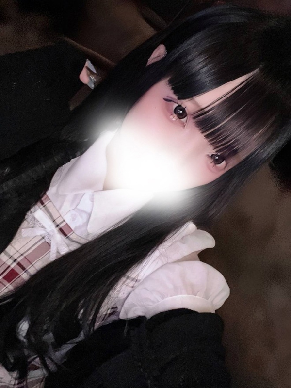 こあい  (スレンダー体型萌ロリ)
