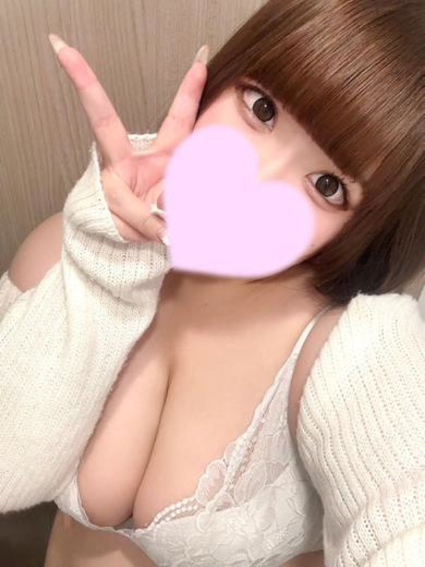 ふたば  (ロリ巨乳♡低身長♪)