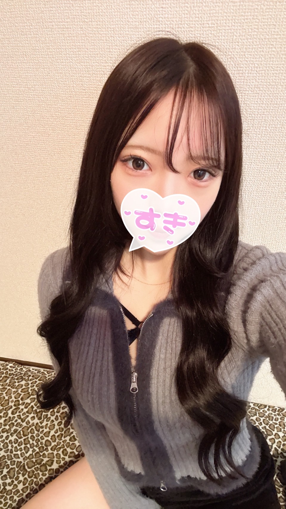 ありす  (E乳ぴちぴち１８さい)