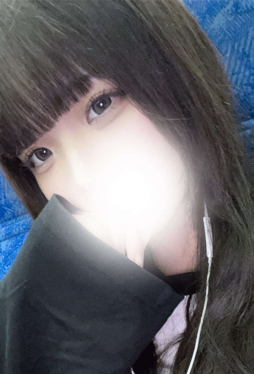 りり  (素人19歳女子大生)