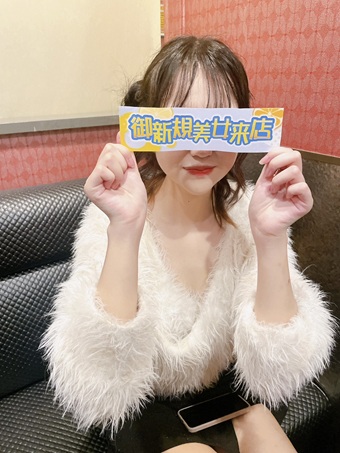 10月ご来店女性NO18  (OL)