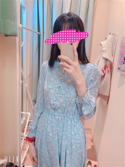 三葉ゆな  (美肌の若い愛人候補)