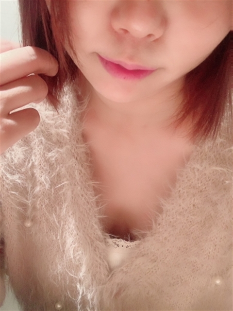 野口朱音  (無邪気な笑顔にキュン)