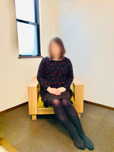 千早  (色白巨乳もち肌！)