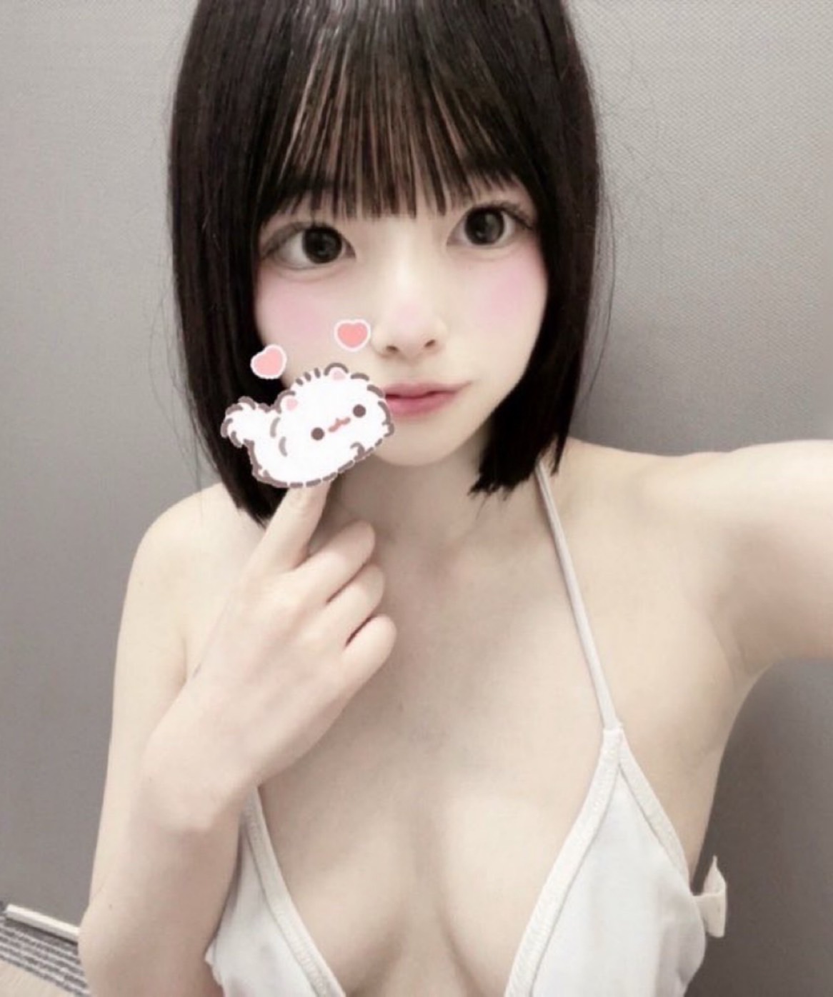 りも  (幼顔ロリ１８さい天使)