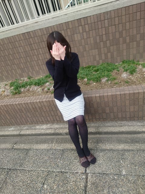 ちはる  (大人しめな細身熟女)