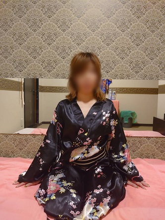 さくら  (新人スレンダー美若妻)