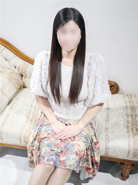 白谷 久実  (11/9入店)