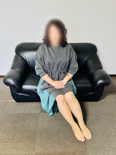 千早  (色白巨乳もち肌！)