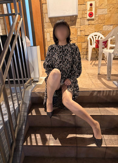 安藤さん  (スタイル抜群巨乳ﾁｬﾝ)