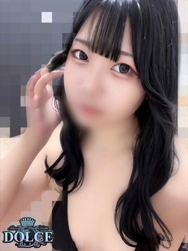 いちか　キス大好きな素人美女